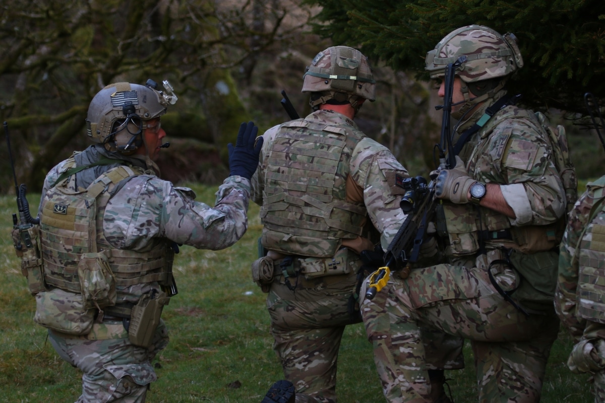 Green Berets from the 5th Special Forces Group (Airborne) and Soldiers from the British Army 4 Rifles