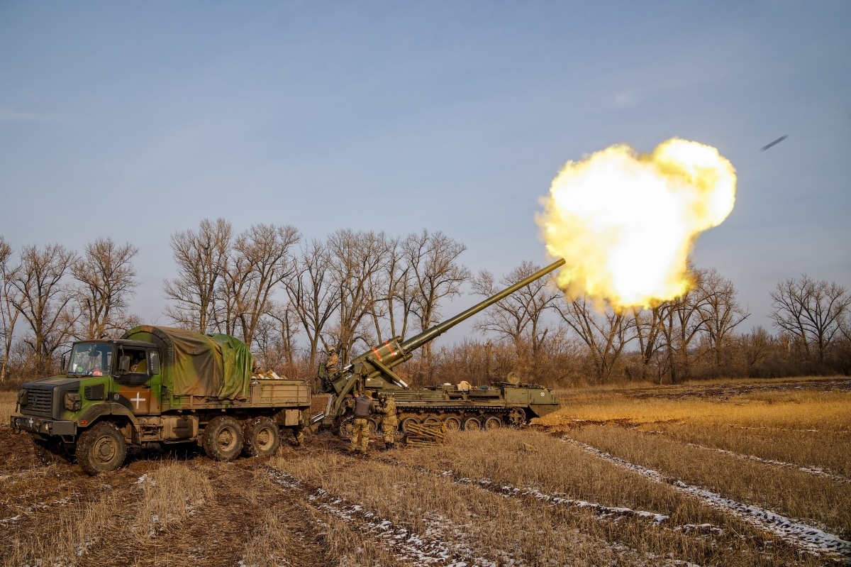 BAKHMUT, UKRAINE JAN 17 2023 Ukrainian gunners fire at enemy targets