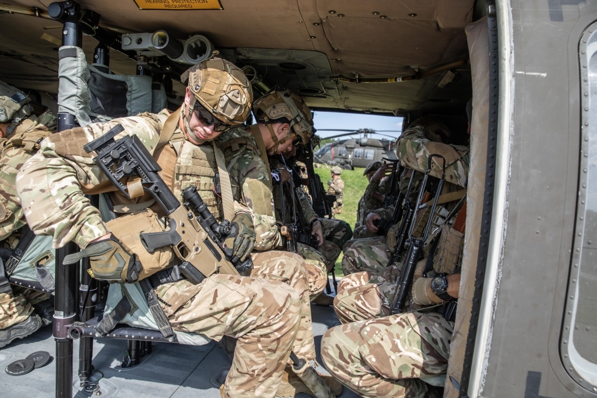 Ukrainian special forces load into a UH-60 Blackhawk helicopter during hot/cold load training at Combined Resolve 14 at Hohenfels, Germany, September 13, 2020. Combined Resolve 14 partnered about 160 Multinational SOF from Ukraine
