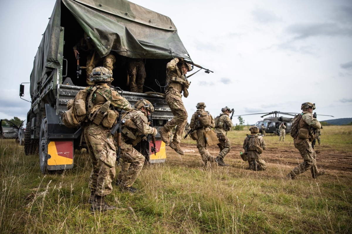 Ukrainian special forces exit a truck before a UH-60 Blackhawk helicopter flight during Exercise Combined Resolve 14 at Hohenfels, Germany