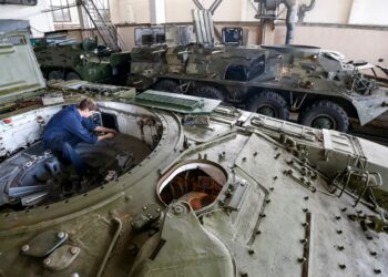 Repair of heavy military equipment at a plant in Kyiv, Ukraine. August 2015