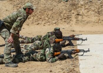 A U.S. Army Special Forces weapons sergeant observes a Niger Army soldier during marksmanship training as part of Exercise Flintlock 2017 in Diffa, Niger, Feb. 28, 2017. Niger was one of seven locations to host tactical-level training during the exercise while staff officers tested their planning abilities at a simulated multinational headquarters in N’Djamena, Chad. (U.S. Army photo by Sgt. 1st Class Christopher Klutts/released)