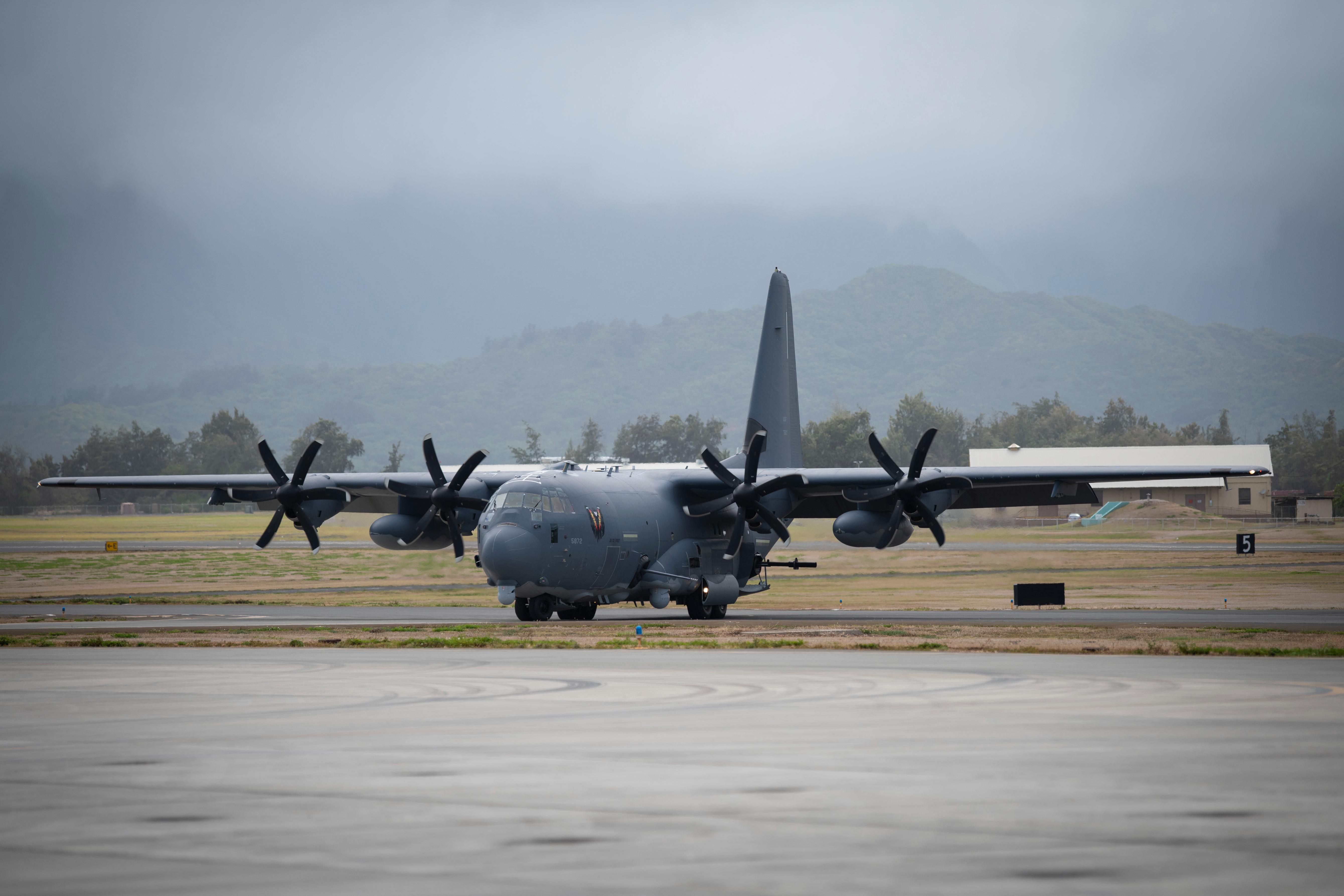 220716-F-KO270-1166 MARINE CORPS BASE HAWAII, Hawaii (July 16, 2022) An AC-130J Ghostrider gunship from the 4th Special Operations Squadron lands at Marine Corps Base Hawaii, to participate in Rim of the Pacific (RIMPAC) 2022. Twenty-six nations, 38 ships, four submarines,