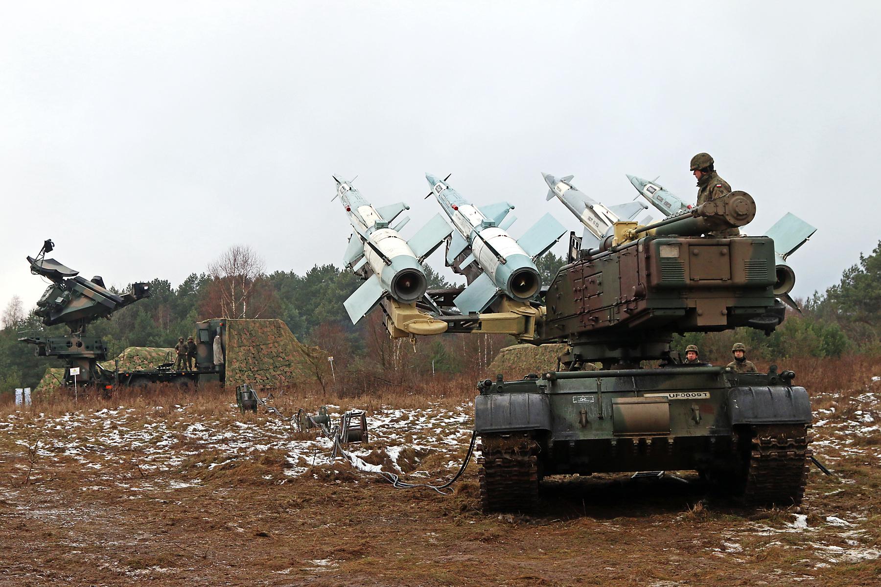 Soldiers of the 35th Air Defense Squadron (Polish army) demonstrate the loaded W125 launcher SC Anti-missile system’s mobility range during a demonstration for Soldiers assigned to A Battery, 5th Battalion, 7th Air Defense Artillery Brigade in support of Panther Assurance