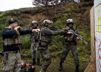 U.S. Special Operators and F-16s Conduct Air Support Drill in Bosnia Amidst Secessionist Tensions