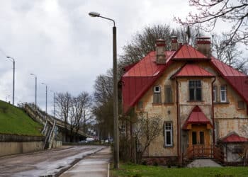 Latvia Urges Residents to Prepare Bomb Shelters Amid Increasing Russian Threat