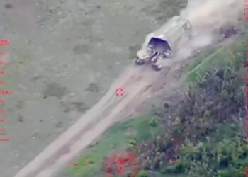 Ukrainian Forces Counter Russian “Turtle Tanks”