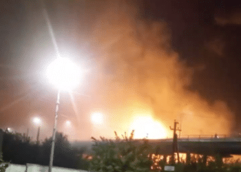 Ukrainian Forces Target Russian Oil Refinery in Rovenky with ATACMS Missile