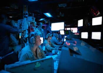 US and UK Launch Strikes Against Houthi Targets in Yemen