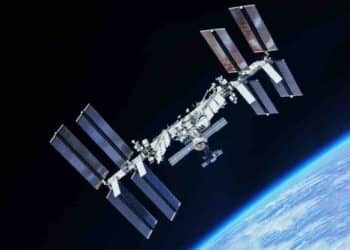 Defunct Russian Satellite Breaks Up, Forces ISS Astronauts to Shelter