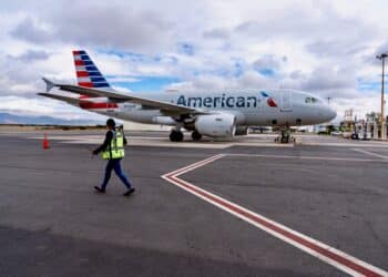 Italian Fighter Jets Escort American Airlines Flight After Mid-Flight Bomb Threat