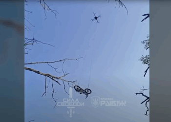 Ukrainian Unit Used Heavy Drone to Drop E-Bike to Encircled Soldier Behind Enemy Lines