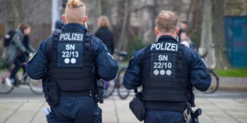 Germany Arrests Suspected Hamas Operatives Accused of Plotting Attacks on Jewish Institutions