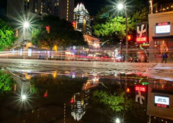 Austin Bar Shooting Kills 2; Investigators Eye Link to U.S.-Israeli Strikes on Iran