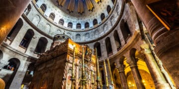 Uneven Enforcement Exposed as Israel Restores Latin Patriarch’s Access to Holy Sepulchre After Palm Sunday Ban