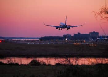 Flight 5342 Footage Surfaces as FAA Bans Visual Separation at High-Traffic Airports