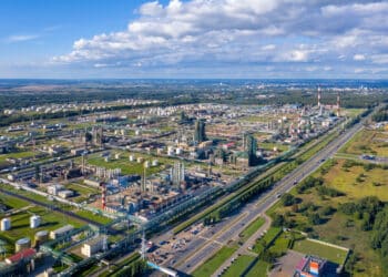 Ukraine Hits Major Yaroslavl Refinery as New Images Confirm Destruction of Half of Tuapse’s Tank Farm