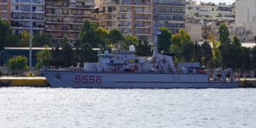 Italy Ready to Join Hormuz Task Force as Pentagon Disputes Six-Month Clearance Timeline