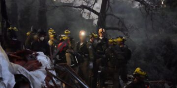 Haifa Missile Strike Leaves Four Missing, a Possible Live 450kg Warhead Inside the Rubble