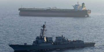 Trump Keeps Naval Blockade on Iran, Weighs Possible Strikes if Nuclear Talks Fail