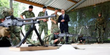 UK Drone Firm That Beat Pentagon Trials Eyes US Move as Defence Funding Deadlock Grinds On