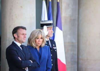 Israel Halts French Defense Procurement After Paris Blocks Military Overflights