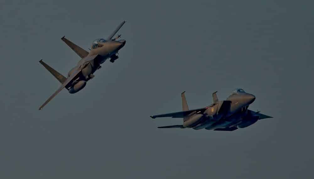 Audit Holds ROKAF Liable for Cockpit Photo Culture After F-15K Jets Collide in 2021