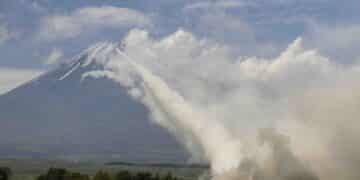 Marines Conduct Second HIMARS Live-Fire at Camp Fuji as System’s Pacific Role Expands