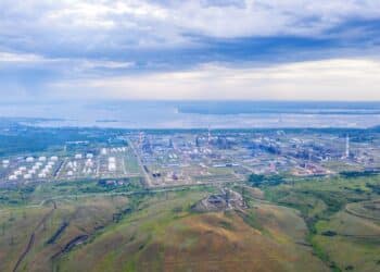 Ukraine Drones Strike Syzran Refinery Again, Deepening Russia’s Fuel Export Crisis