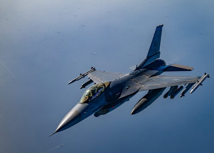U.S. Strikes Iranian Targets Near Strait of Hormuz After Attacks on Naval Forces