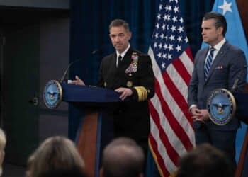 CENTCOM Briefs White House on Iran Strike Options as US Launches Hormuz Coalition