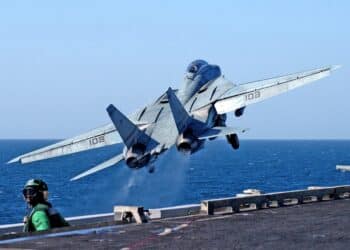 Senate Passes Maverick Act to Preserve Final U.S. F-14 Tomcats as Iran’s Fleet Falls