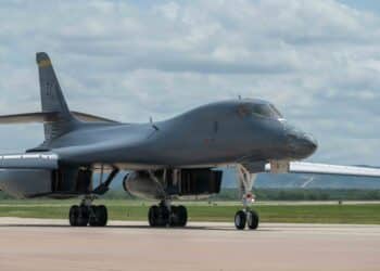 Retired B-1B “Apocalypse II” Returns to Service as Air Force Confirms Hypersonic Integration