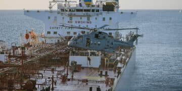 Trump Declares Deal With Iran Complete, Ships Wait on Mine Clearance