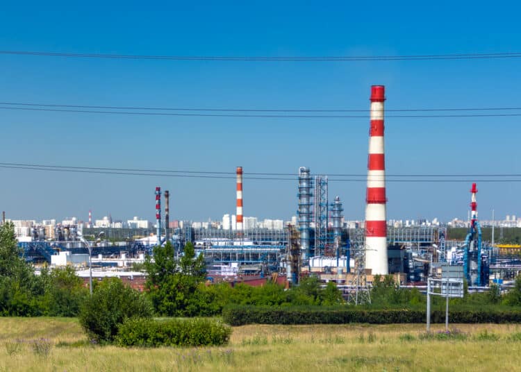 Ukraine Drone Hits Moscow Refinery While G7 Weighs Russia Oil Sanctions