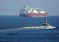 Hormuz Evacuation Halted After IRGC Targets Ship Outside UN Framework