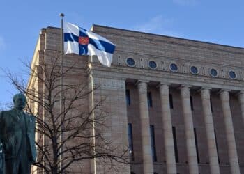 Finland Ends Nuclear Weapons Ban as Russia Builds New Border Base