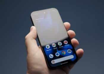 Android Deploys Fake Call Detection as AI Voice Scams Target U.S. Officials