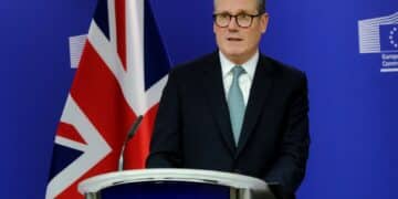 UK Defies U.S. Objections to Announce Under-16 Social Media Ban