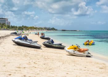 U.S. Embassy Issues Bahamas Jet Ski Warning After Seven Assaults, One Death