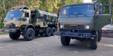 Russia Revives WWI-Era ‘Dazzle’ Camouflage on KamAZ Trucks