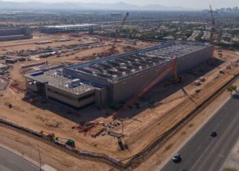 Majority of Planned U.S. AI Data Centers to Be Built in Drought-Stricken Areas, Analysis Finds