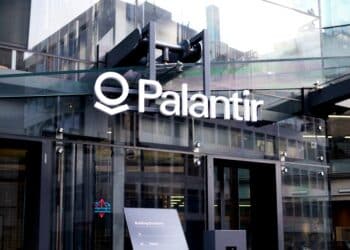 Palantir CEO Blasts AI Industry as ‘Effing Insane’ During Interview